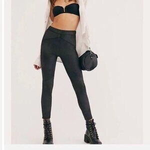 Free People Womens Pants Skinny  Black Faux Suede Vegan Pull on Size S/P